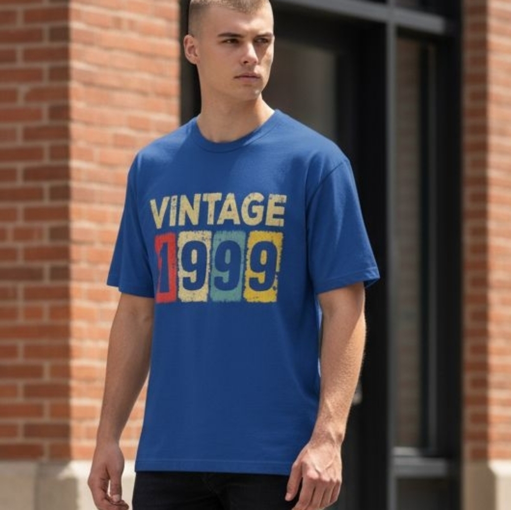 Graphic Tee - Vintage 1999
